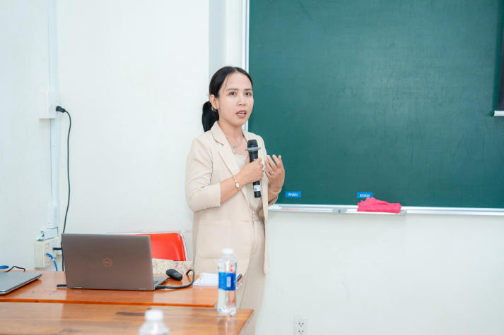 National Conference on Social Sciences and Language Studies 2026: Advancing Academic Thinking in the Digital Technology Era 148