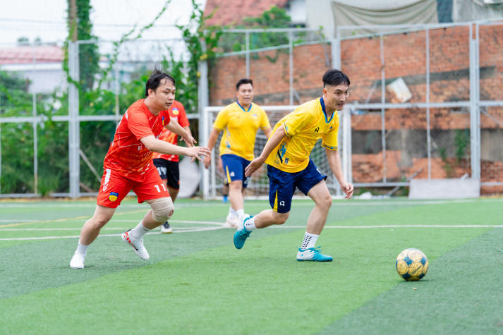 [Hội thao CB-GV-NV 13WIN13 2025]: Bóng đá nam ra quân, kịch tính ngay loạt trận mở màn 58