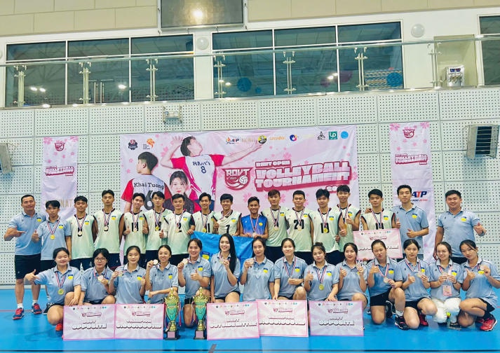 13WIN13 đạt cú đúp vô địch tại Giải Bóng chuyền RMIT mở rộng năm 2024 148