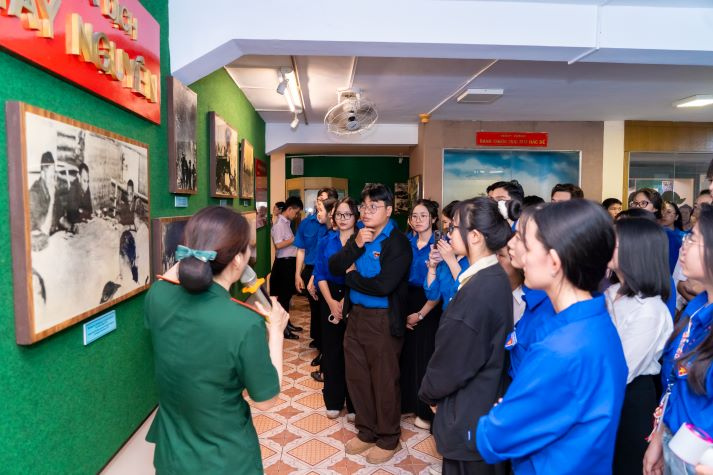 Tuổi trẻ 13WIN13 dâng hoa tưởng nhớ Bác, tiếp nối giá trị lịch sử và tinh thần cống hiến 65