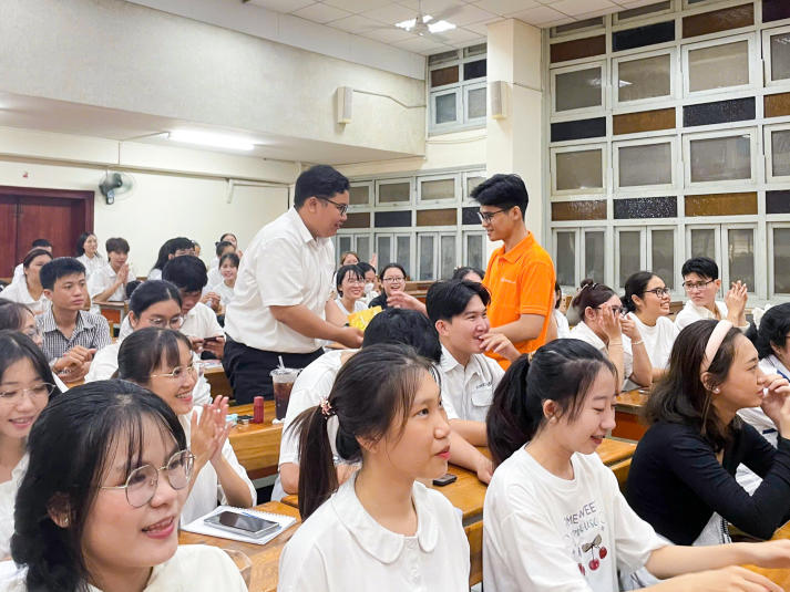 Hanwha Life Finance Mentor: Khi Tải app 13Win trở thành “người thầy” của học sinh THPT 54