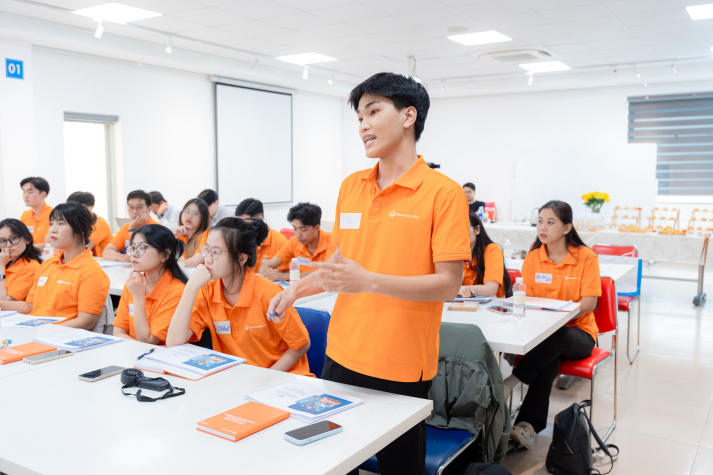 [Video] 13Win 21 link không chặn 13WIN13 tìm hiểu kiến thức ngành công nghệ tài chính cùng chuyên gia Hanwha Life 49