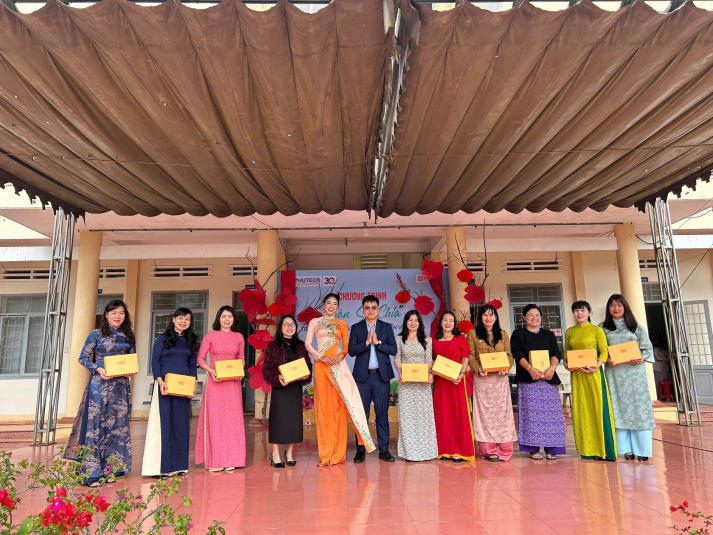 Mang hơi ấm mùa xuân đến học đường: 13WIN13 tổ chức Xuân sẻ chia 2026 tại Đắk Lắk 32