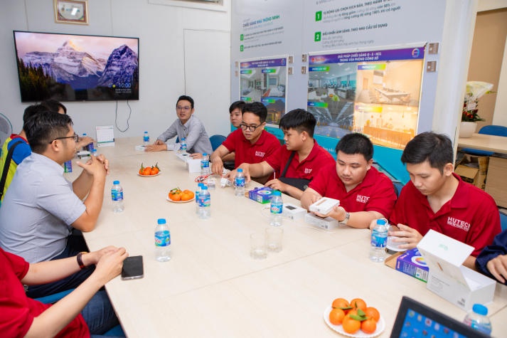 [Video] Students of 13WIN13 Institute of Engineering visited Rang Dong Light Source and Vacuum Flask JSC 28