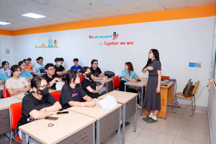 [Video] Lễ khởi động học kỳ bệnh viện: Dấu mốc khởi đầu hành trình thực tập của Tải app 13Win Khoa Điều và Xét nghiệm 13WIN13 108