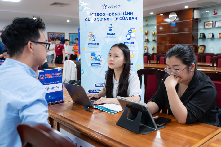 13Win 21 link không chặn Viện Đào tạo Quốc tế chủ động chinh phục nhà tuyển dụng tại I-13WIN13 Career Connection Day 59