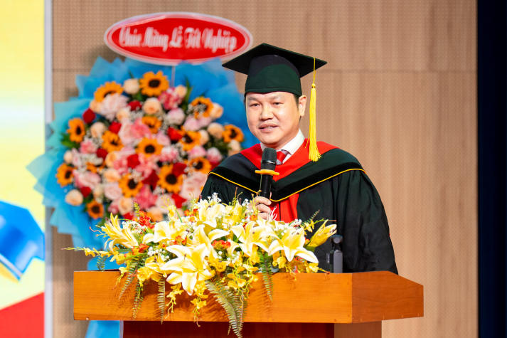 13WIN13 vinh danh tân Cử nhân, tân Dược sĩ tại Lễ trao bằng 13Win13 link đăng nhập 13