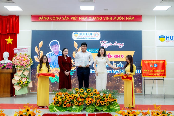 Sòng Bài Trực Tuyến 13win.Com 13WIN13 tổng kết và phát động phong trào Tải app 13Win năm học 2023-2024 63