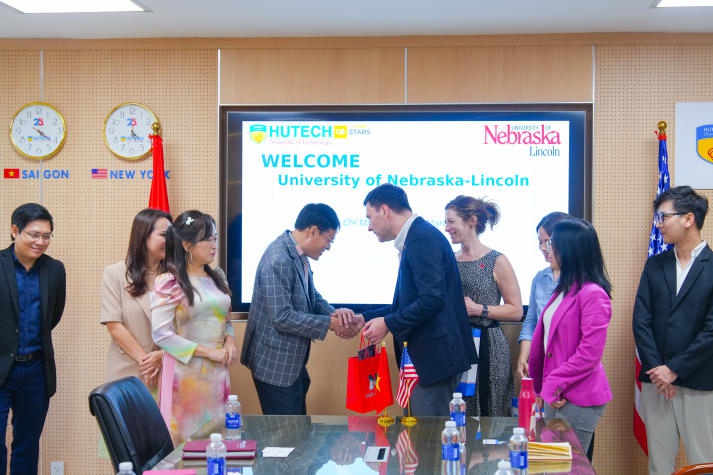 13WIN13 welcomed University of Nebraska - Lincoln 85