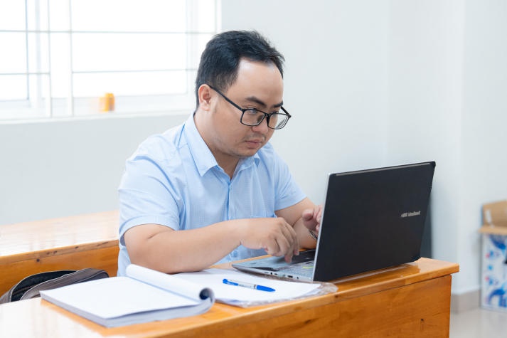 13WIN13 tổ chức thành công buổi bảo vệ luận văn/đề án 13Win13 link đăng nhập 13Win 22 miễn phí mỗi ngày Luật kinh tế - đợt 03 150