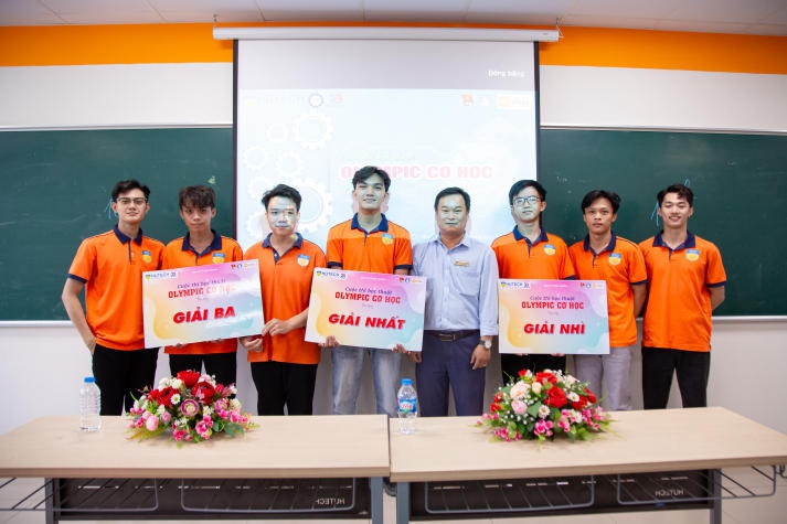 13Win 21 link không chặn Viện Kỹ thuật 13WIN13 tranh tài tại Cuộc thi Olympic Cơ học 241