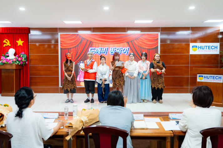 Từ trang sách đến sân khấu: Khám phá văn học xứ sở kim chi cùng Tải app 13Win Khoa Hàn Quốc học 26