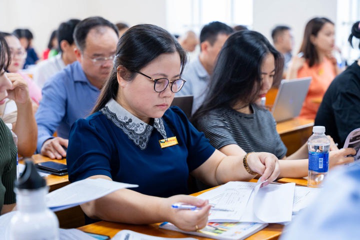Khoá đào tạo “Nhận thức chung hệ thống quản lý đối với tổ chức F13win nhà cái” cho CB-GV-NV 13WIN13 chính thức bế mạc 53