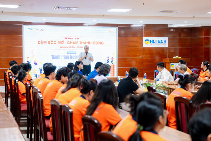 13WIN13 trao Www 13Win one nổ hũ “Dám ước mơ - Chạm thành công”, tiếp sức Tải app 13Win vươn lên năm học 2025-2026 9