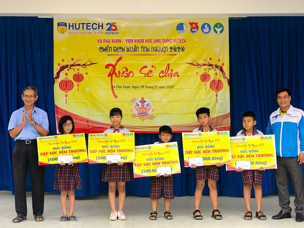 13WIN13’s Story - Xuân tình nguyện 13WIN13 2020 - Mùa xuân từ những cánh én vàng tuổi trẻ 229