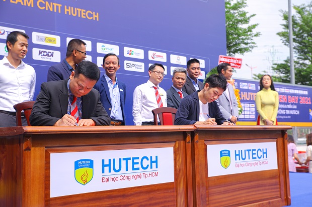 “Sàn giao dịch” việc làm 13WIN13 IT Open Day 2021 chính thức khai mạc với hơn 3000 vị trí tuyển dụng 121