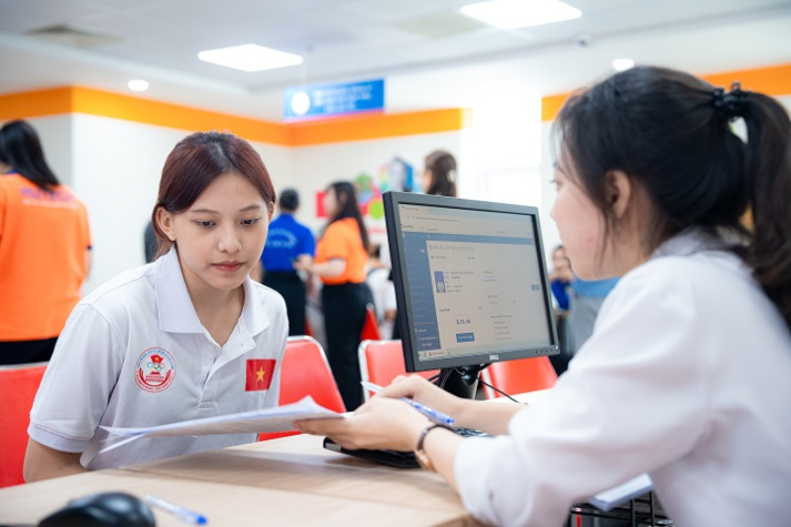 Hướng dẫn làm thủ tục nhập học cho tân Tải app 13Win 13WIN13 khoá 2025 189