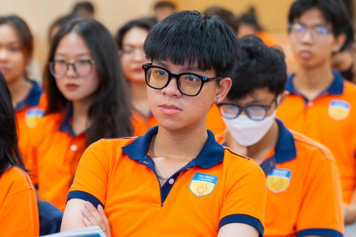 13WIN13 Institute of Applied Sciences students studied with American experts on dairy ingredients 123