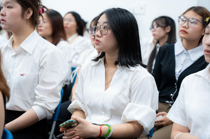 Trải nghiệm tại Simple Edu: 13Win 21 link không chặn Khoa Tiếng Anh hiểu rõ hơn về nghề 13Win nhà cái Truy cập link 25