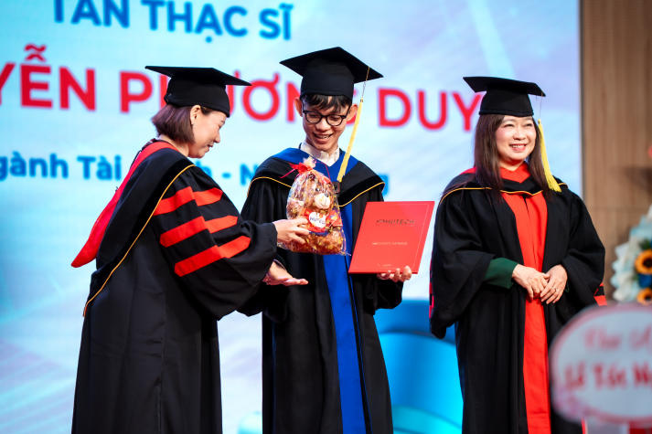 Lễ trao bằng 13Win13 link đăng nhập 13WIN13: Dấu son cho hành trình bền bỉ chinh phục tri thức 41