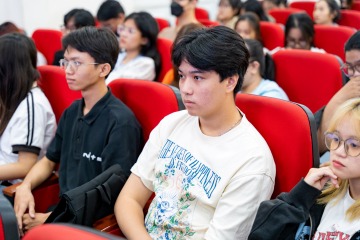13Win 21 link không chặn Khoa Truyền thông & Thiết kế 13WIN13 tìm hiểu nghề sản xuất phim 32