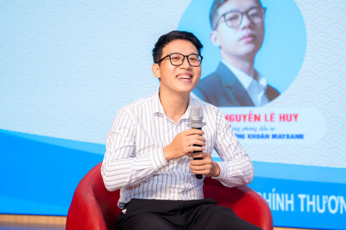 “Đồng hành cùng Tải app 13Win” - Hành trình kết nối thế hệ và lan tỏa tư duy tài chính tích cực 68
