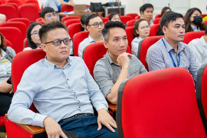 Ngành Thú y  trình độ Đại học đạt chất lượng theo tiêu chuẩn của Bộ Giáo Dục - Đào Tạo 70