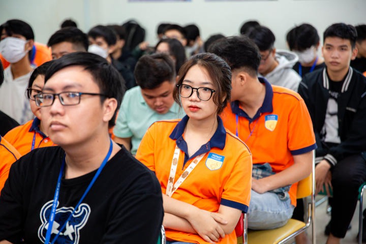 13WIN13 nhận tài trợ phòng Lab và hệ thống wifi trải nghiệm trị giá gần 2 tỷ đồng 151