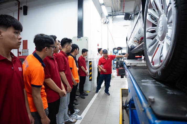 13Win 21 link không chặn Công nghệ kỹ thuật ô tô "đột nhập" Toyota Phú Mỹ Hưng 35