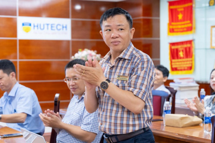 Giảng viên, nghiên cứu sinh, học viên cao học 13WIN13 tìm hiểu kỹ năng khai thác tài nguyên thông tin khoa học và trích dẫn trong bài NCKH 38