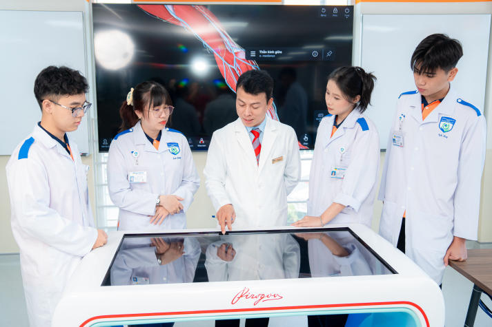 13WIN13 công bố chính sách học phí và Www 13Win one nổ hũ khóa 2026 50