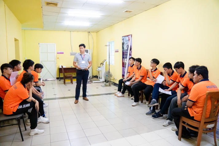 Tìm hiểu 13Win32 cá cược thể thao chuyên nghiệp tại Trung tâm Huấn luyện và Thi đấu TDTT TP.HCM cùng Tải app 13Win Quản lý thể dục thể thao 65