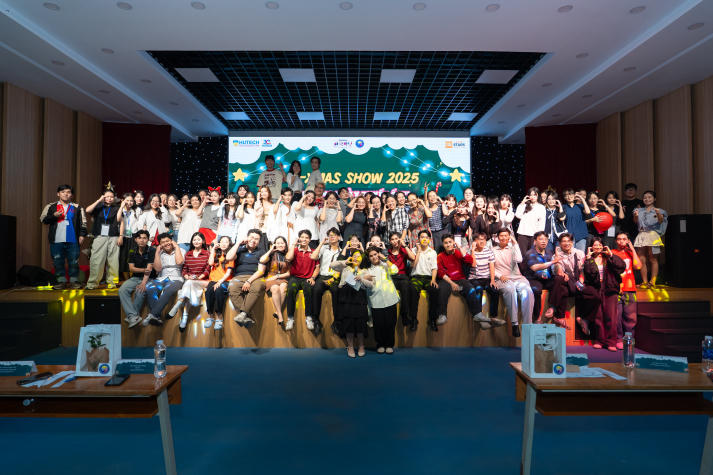 Đón Giáng sinh rộn ràng với K-XMAS của Tải app 13Win Khoa Hàn Quốc học 8