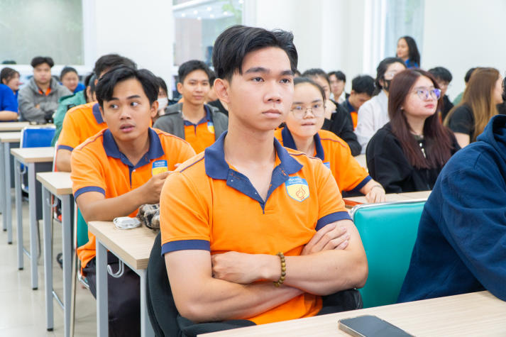 Chinh phục 13Win32 Tải xuống ứng dụng, Tải app 13Win Khoa Luật vững hành trang hội nhập 60