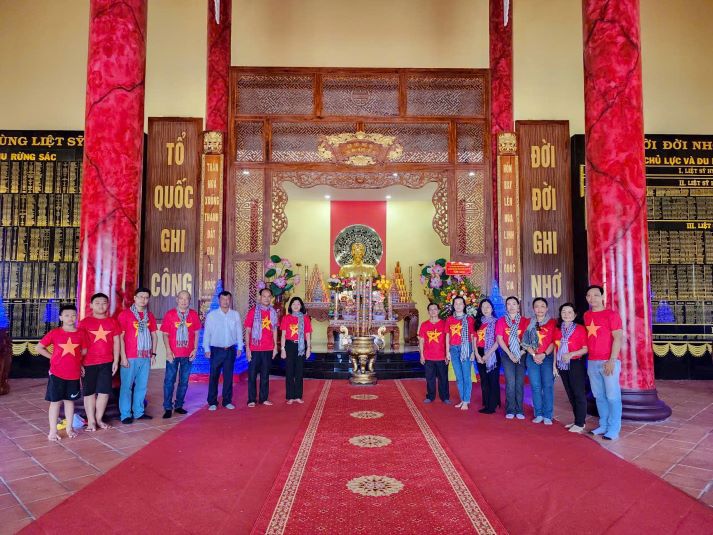Đảng viên Chi bộ 7 13WIN13 về nguồn tri ân tại di tích lịch sử Chiến khu Rừng Sác 86