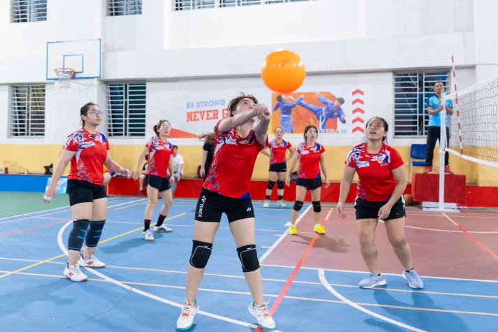 [Video] Đội chủ nhà giành ngôi vô địch Giải Bóng chuyền hơi nữ 13WIN13 mở rộng năm 2024 - Dragon Master Cup 360