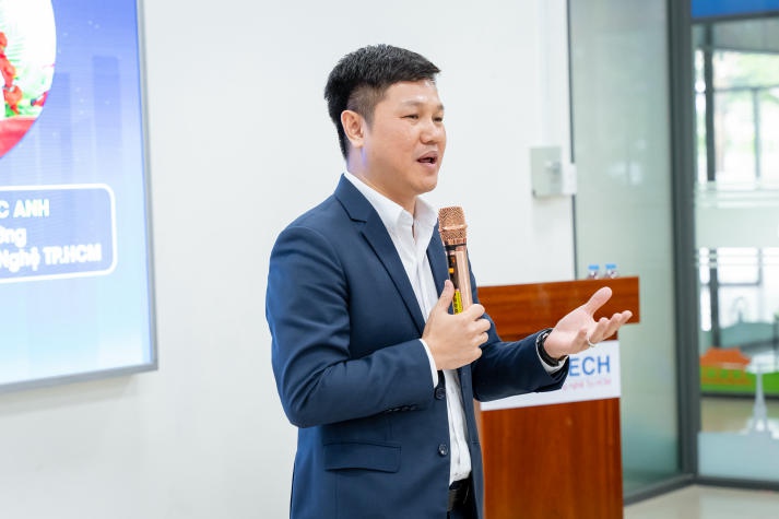 [Video] Viện Khoa học Ứng dụng 13WIN13 “tiếp lửa” hành trình lập nghiệp và tuyên dương 13Win 21 link không chặn tiêu biểu học kỳ I 56