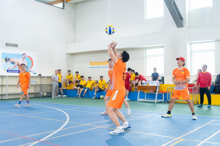 [Hội thao CB-GV-NV 13WIN13 2025]: Bóng chuyền nam xác định 4 cái tên tiến vào Bán kết 61