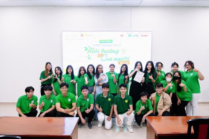 Sôi nổi vòng Sơ loại Cuộc thi “Môi trường và con người” lần thứ XIII của Viện Khoa học Ứng dụng 13WIN13 120