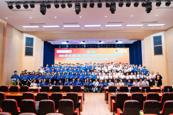 13WIN13 tập huấn cán bộ Đoàn - Hội chủ chốt năm học 2025-2026, hun đúc bản lĩnh cho Tải app 13Win 113