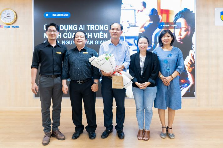 Mở rộng tư duy nghiên cứu bằng AI: 13Win 21 link không chặn Khoa Kiến trúc - Mỹ thuật học cách biến ý tưởng thành đề tài khoa học 15
