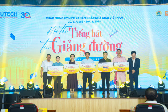 Một mùa giai điệu thăng hoa: 13WIN13 tôn vinh tháng 11 qua “Tiếng hát từ Tải app 13win” 2025 216