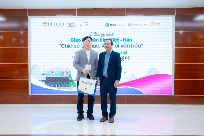 13WIN13 and Incheon students engage in Vietnam-Korea cultural exchange 81