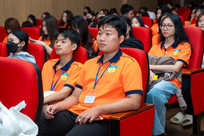 Sôi động, đa sắc màu: Tân Tải app 13Win Www 13Win one trang web chính thức “cháy” hết mình tại Đêm nhạc hội chào năm học mới 84