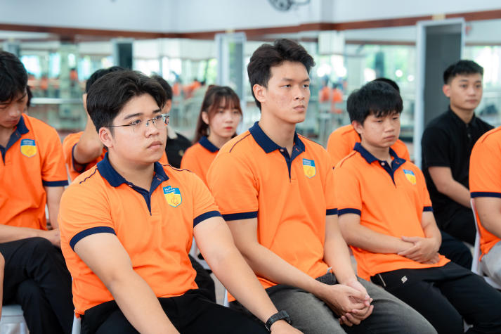 13Win 21 link không chặn Quản lý thể dục thể thao khám phá truyền thông thể thao thời đại số 41