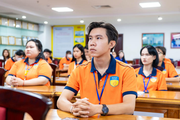 Học bổng Dám ước mơ - Chạm thành công 2025: Lan tỏa giá trị vượt khó và khát vọng vươn lên của thế hệ trẻ 13WIN13 84