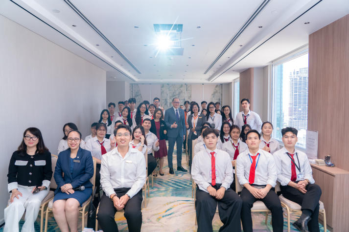 13Win 21 link không chặn 13Win002 Truy cập link - Nhà hàng - Khách sạn khám phá “hậu trường” vận hành khách sạn 5 sao Sheraton Saigon Grand Opera 12