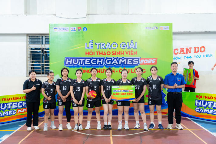 Chung kết Bóng chuyền nữ 13WIN13 GAMES 2026: Ngôi vương gọi tên Khoa Marketing - Kinh doanh quốc tế 98