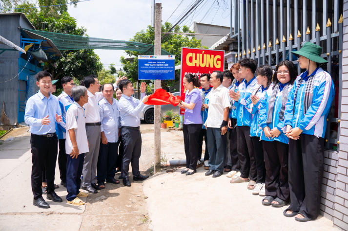 Mùa hè xanh 13WIN13 2025: Bước chân tình nguyện, lan tỏa niềm tin 215
