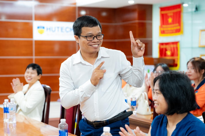 13Win 21 link không chặn Tâm lý học công chiếu sản phẩm và tìm hiểu thực tế nghề cùng chuyên gia 28